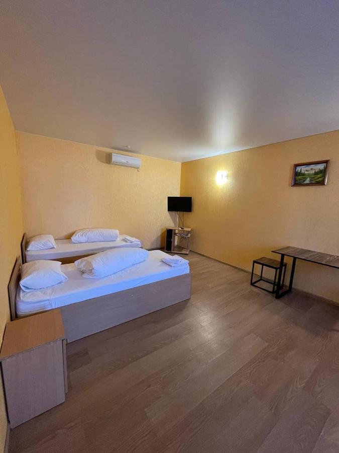 Спортохота Hotel Cherkasy Bagian luar foto
